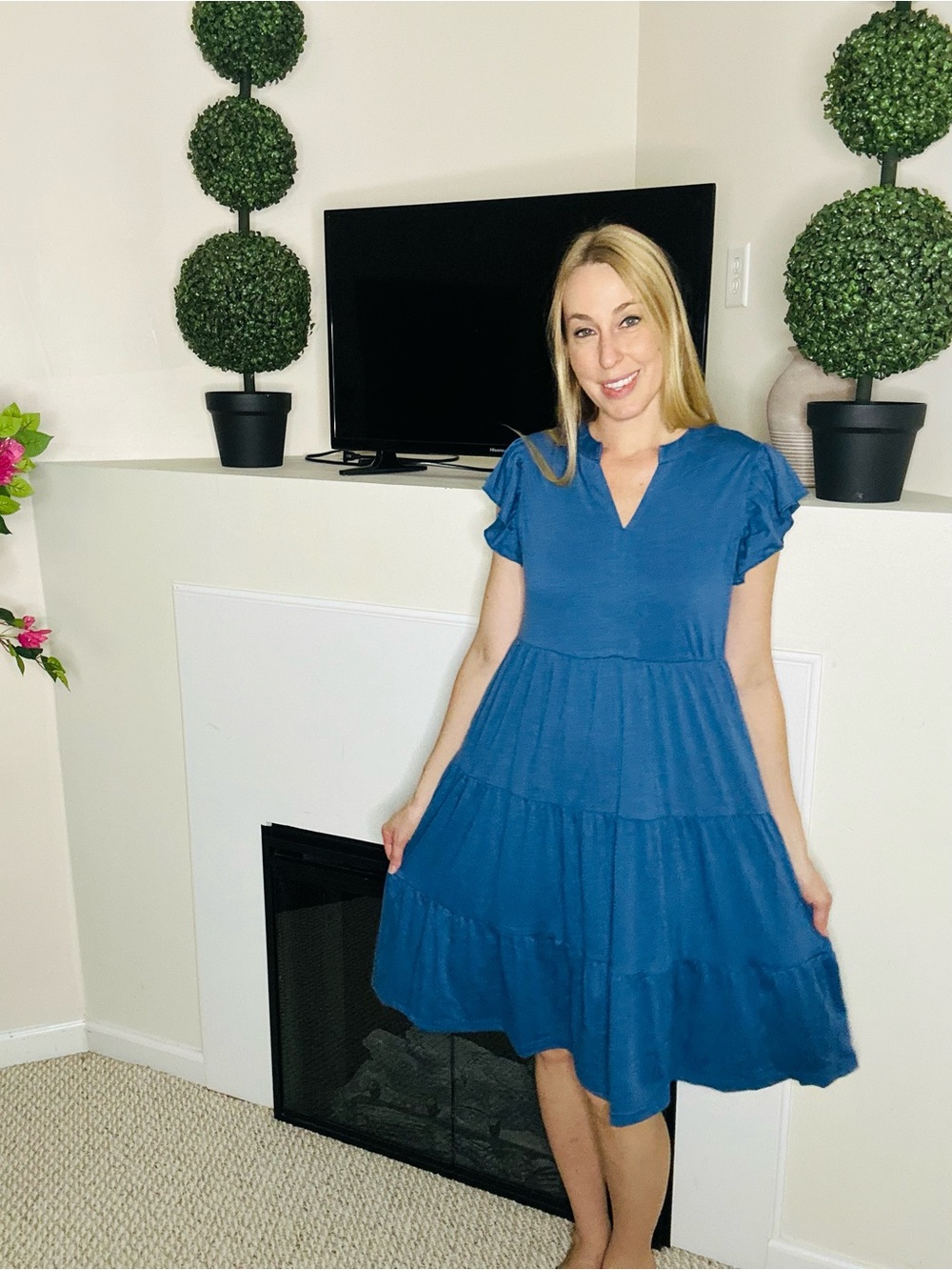 New Amazon Women's Blue Tiered V-Neck Midi Dress